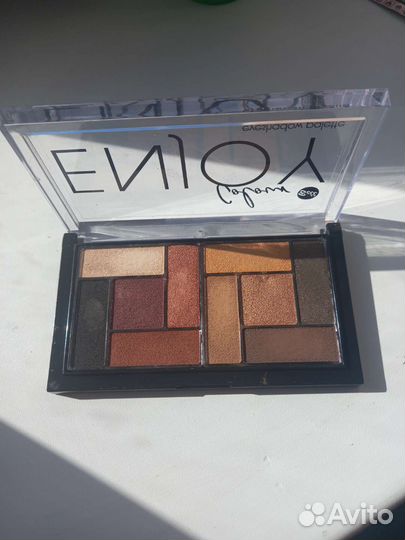 Набор косметики пакетом Soda, Kiko, Revlon и тд