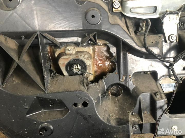 Крышка дверь багажника Nissan Murano повреждения