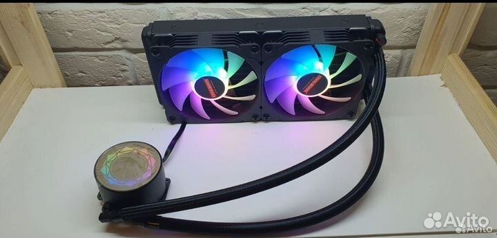 Система водяного охлаждения процессора новая