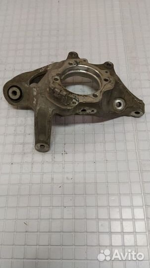 Кулак задний правый Mercedes W212