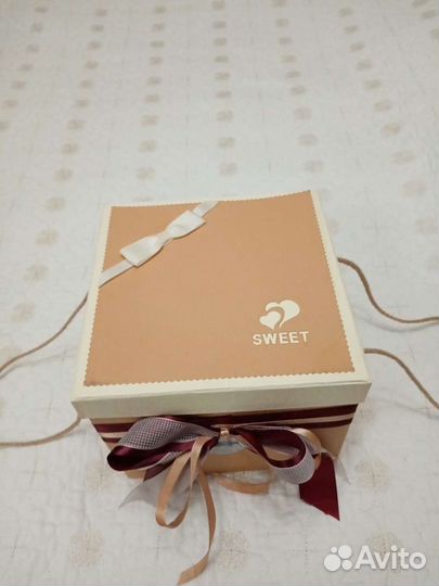 Подарочкая коробка
