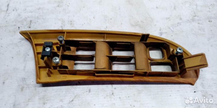 Рамка кнопок стеклоподъемников Nissan Maxima CA33