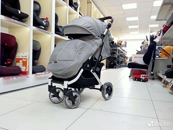 Прогулочная коляска Babalo 2023 серый / белая рама