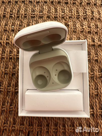 Кейс galaxy buds 2