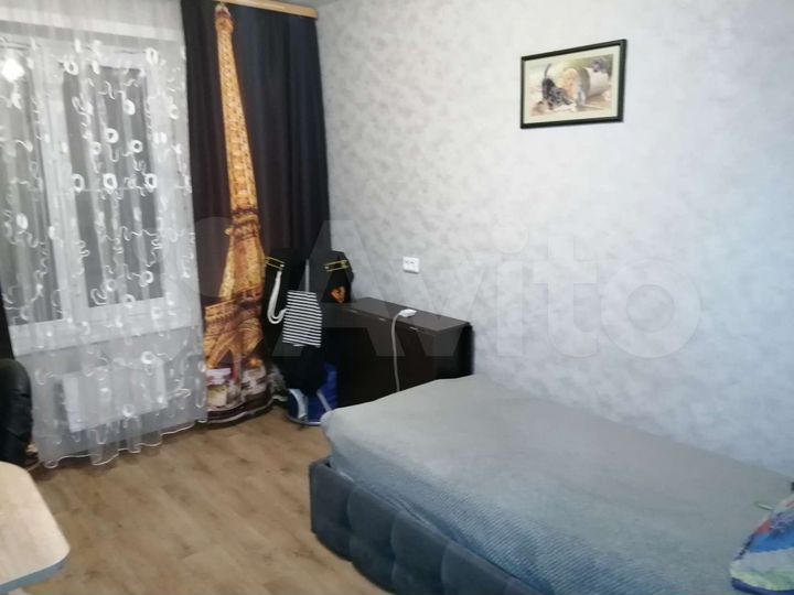 2-к. квартира, 47 м², 3/9 эт.