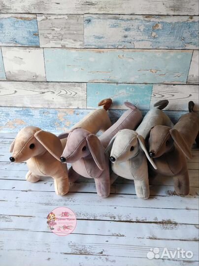 Такса игрушка