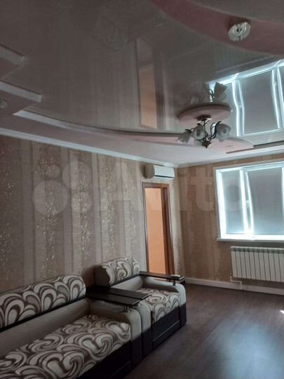 2-к. квартира, 63 м², 3/9 эт.