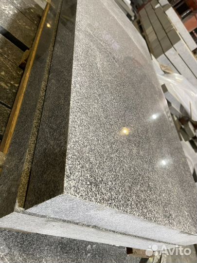 Памятники из гранита «Цветок Урала» опт