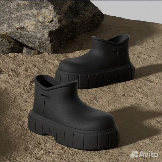 Резиновые сапоги