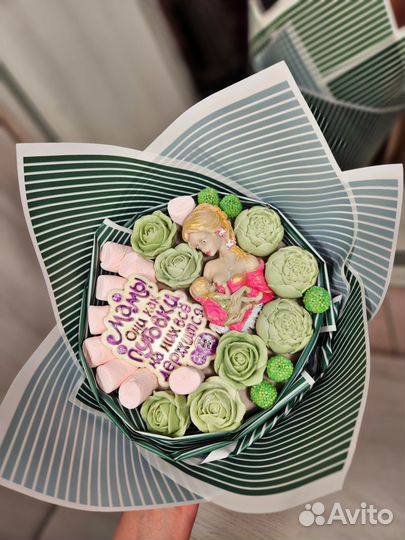 Букет из шоколадных цветов / клубника в шоколаде