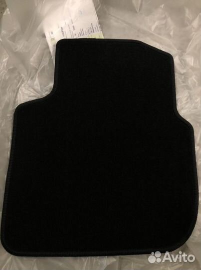 Комплект ворсовых ковриков на Skoda Rapid