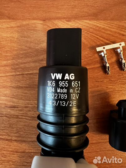 Новый насос омывателя VAG 1K6 955 651