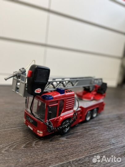 Игрушка пожарная машина