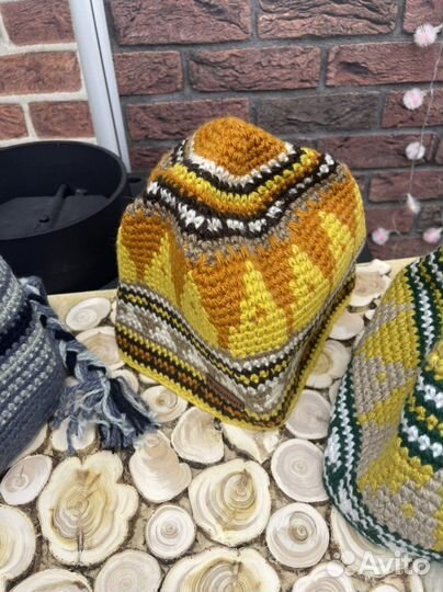 Вязаная шапка для бани