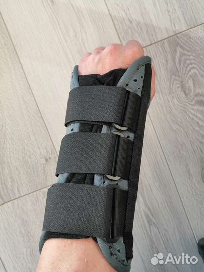 Ортез на лучезапястный сустав