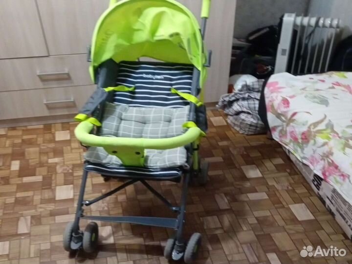 Прогулочная коляска трость
