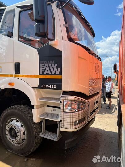 FAW J6 CA3310P66K24T4E5, 2023