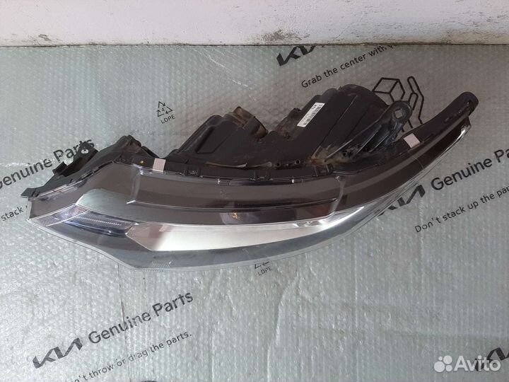 Фара левая Mitsubishi Outlander 3 Оригинал