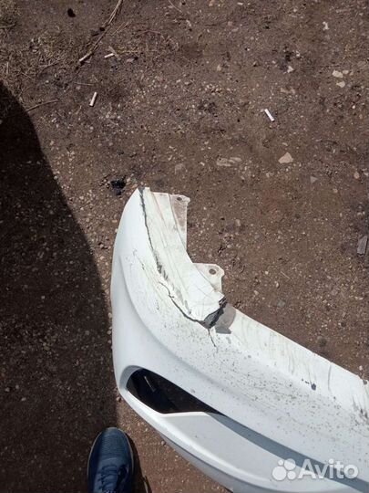 Передний бампер на hyundai solaris 2011