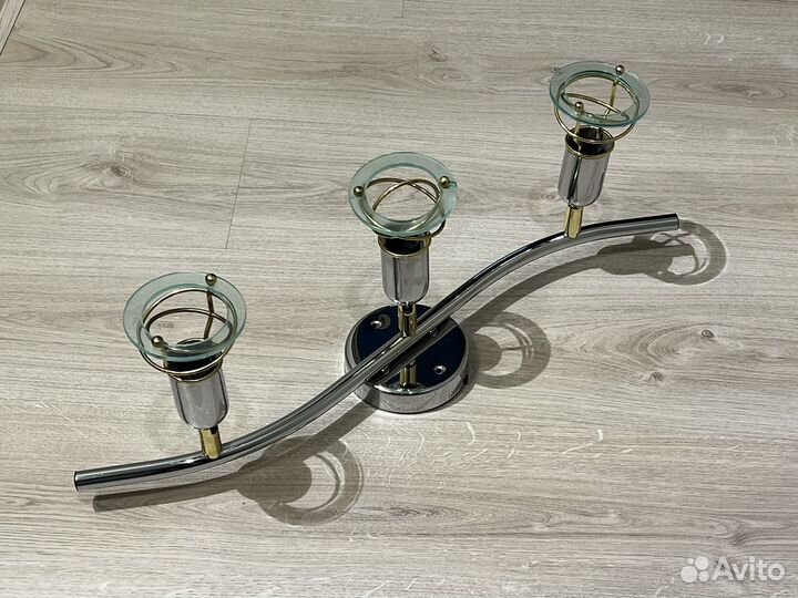 Светильник потолочный / настенный трёх-рожковый