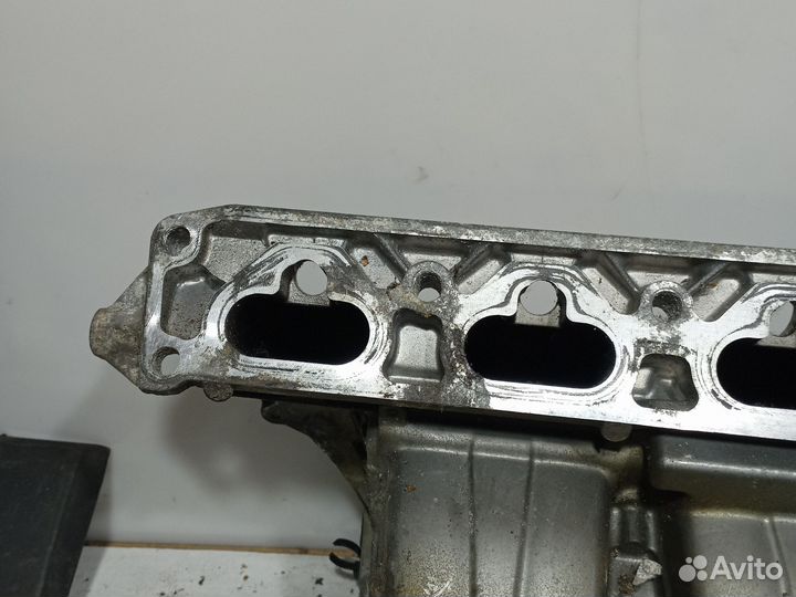 Коллектор впускной Opel Astra H