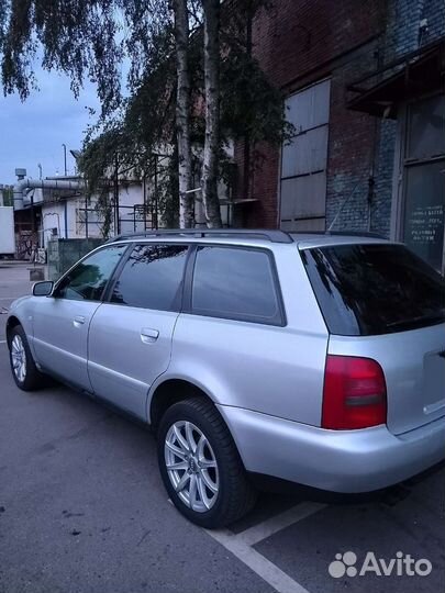 Audi A4 1.8 AT, 2001, 200 000 км