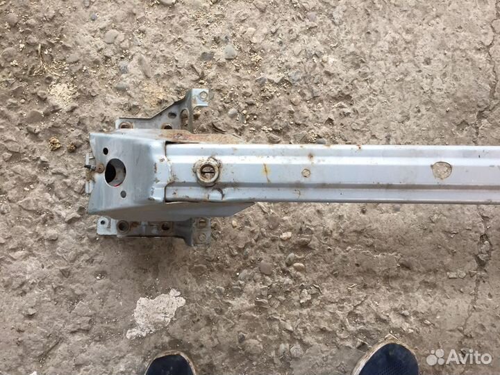 Уселитель бампера mazda 6 gg