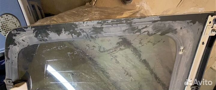 Стекло кузовное Mitsubishi Pajero 4 левое