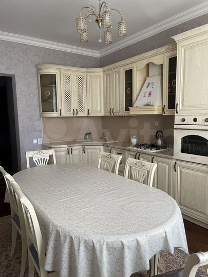 4-к. квартира, 117 м², 3/4 эт.