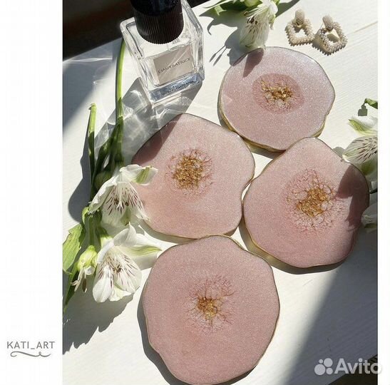 Подставки-подстаканники из смолы