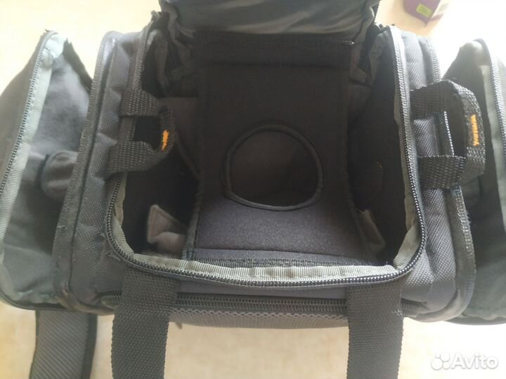 Сумки для фототехники Case Logic, Lowepro