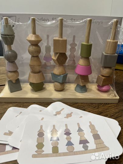 Деревянный сортер-пирамидка с заданиями