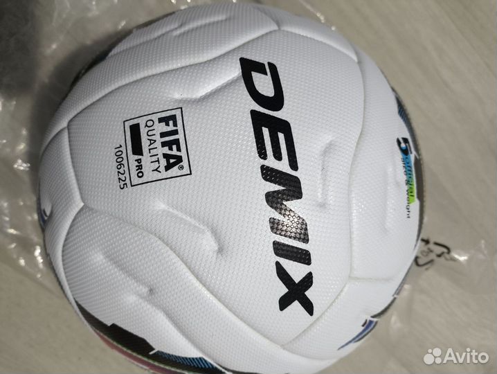 Мяч футбольный Demix Thermo FIFA Quality Pro