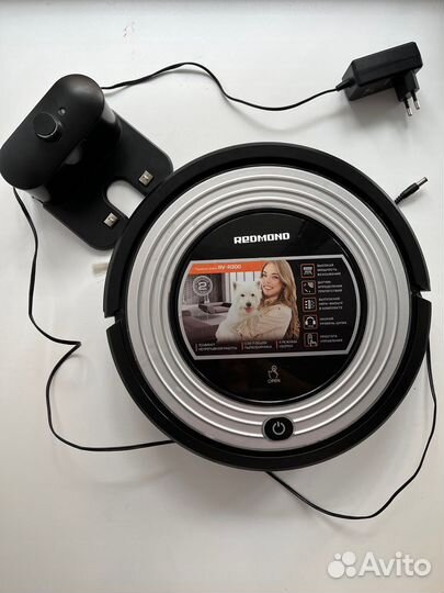 Робот пылесос redmond rv-r300