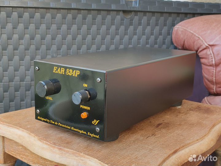 E.A.R. 834 Phono