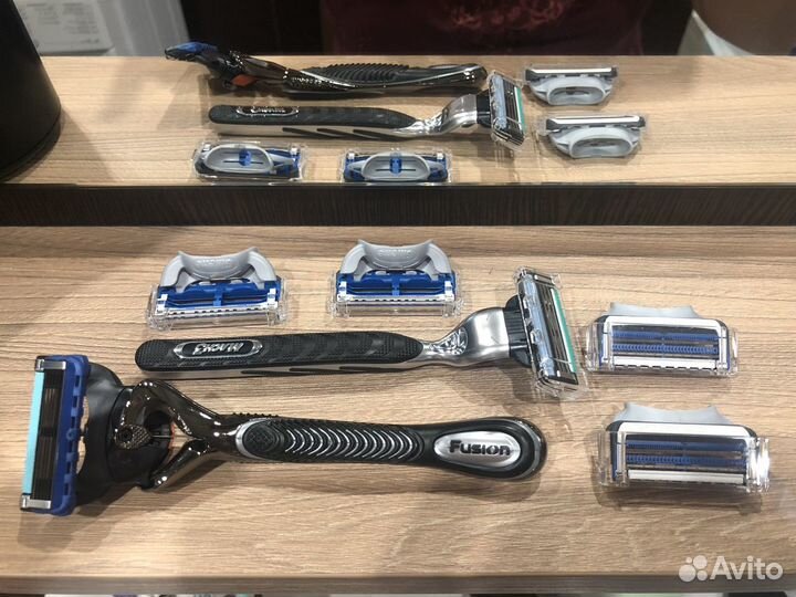 Fusion 5 ProGlide-SkinGuard-Gillette Mach 3