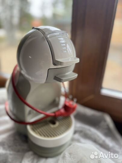 Капсульная кофемашина dolce gusto