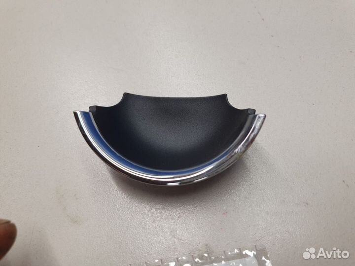 Накладка обшивки двери передней правой Mini F56 20