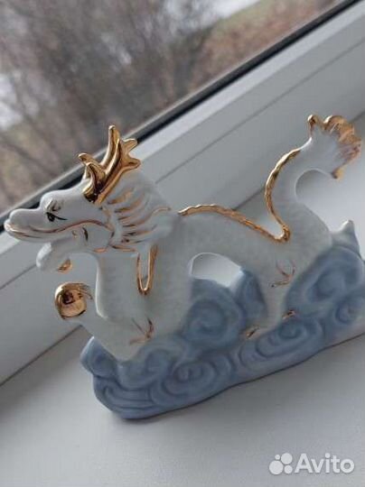 Статуэтка фарфор китайский дракон