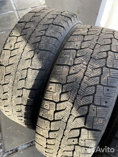 Колеса в сборе 215/65 R16C 109/107Q зимние шипы