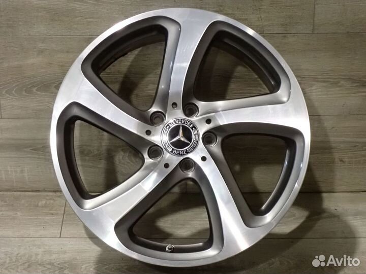 Комплект оригинальных дисков R18 Mercedes W213