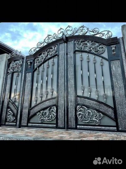 Ворота кованые