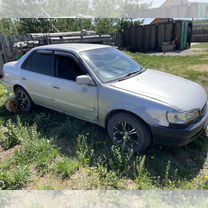 Toyota Corolla 1.5 AT, 1998, 200 000 км, с пробегом, цена 200 000 руб.