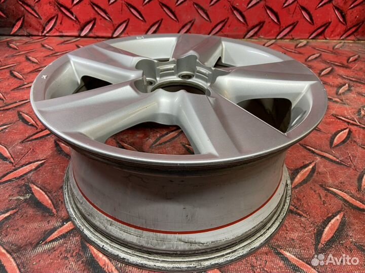 Диск колеса R18 литой Lexus LX 2013-2015