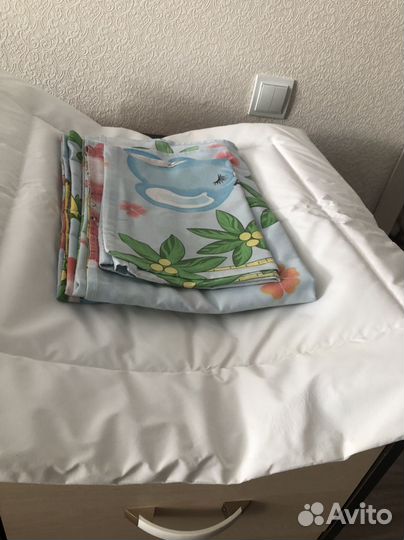 Детская кроватка трансформер с маятником