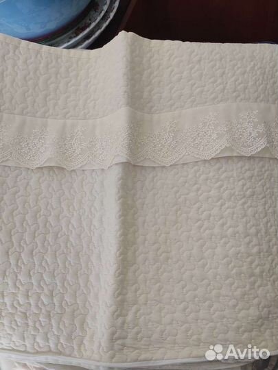 Кровать-трансформер с 2 матрасами и постелью