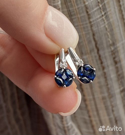 Серьги золотые с сапфирами и бриллиантами