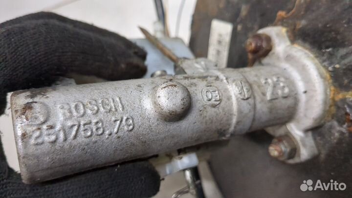 Цилиндр тормозной главный Renault Master, 2004