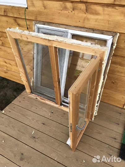 Окна деревянные в сборе б/у