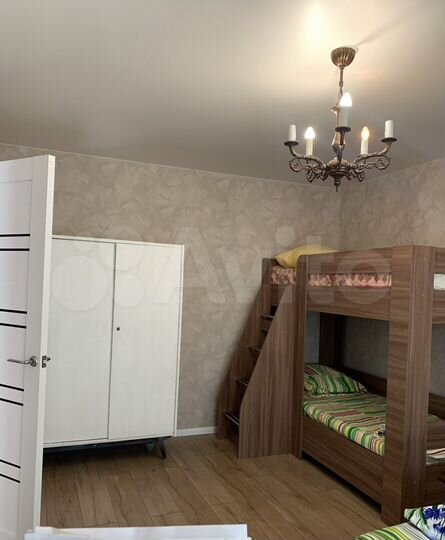 Дом 30 м² на участке 8 сот.